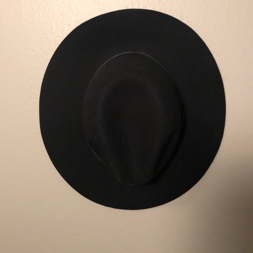 NWOT - Wide Brim Hat